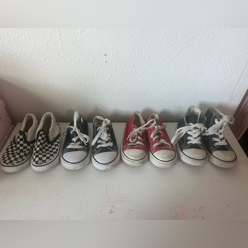 Kids Sneaker bundle size 8